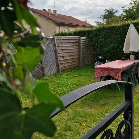 Dom wakacyjny Entre Nantes, La Roche Et Plages *
